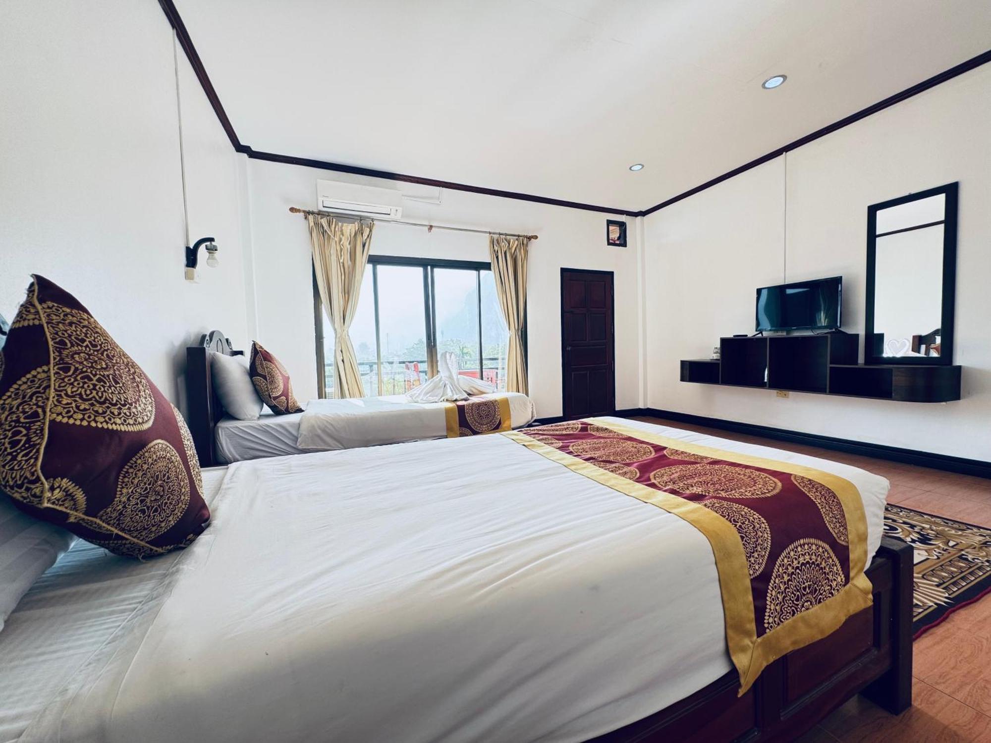 Vang Vieng Hana River View Hotel & Travel Exterior foto