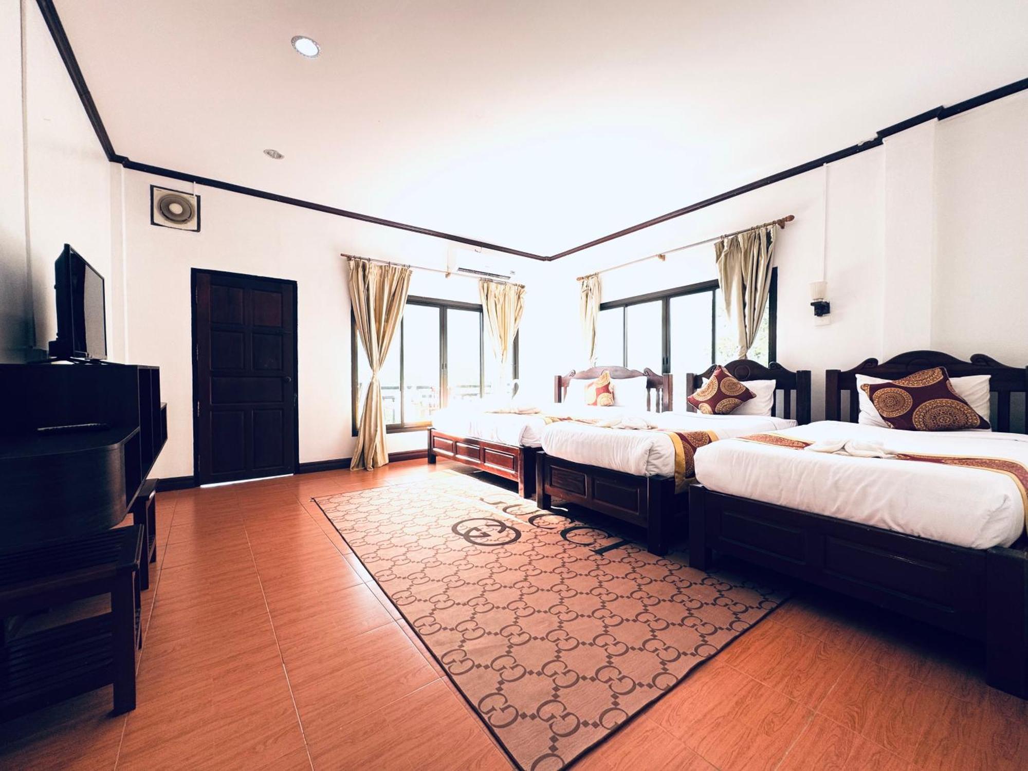 Vang Vieng Hana River View Hotel & Travel Exterior foto