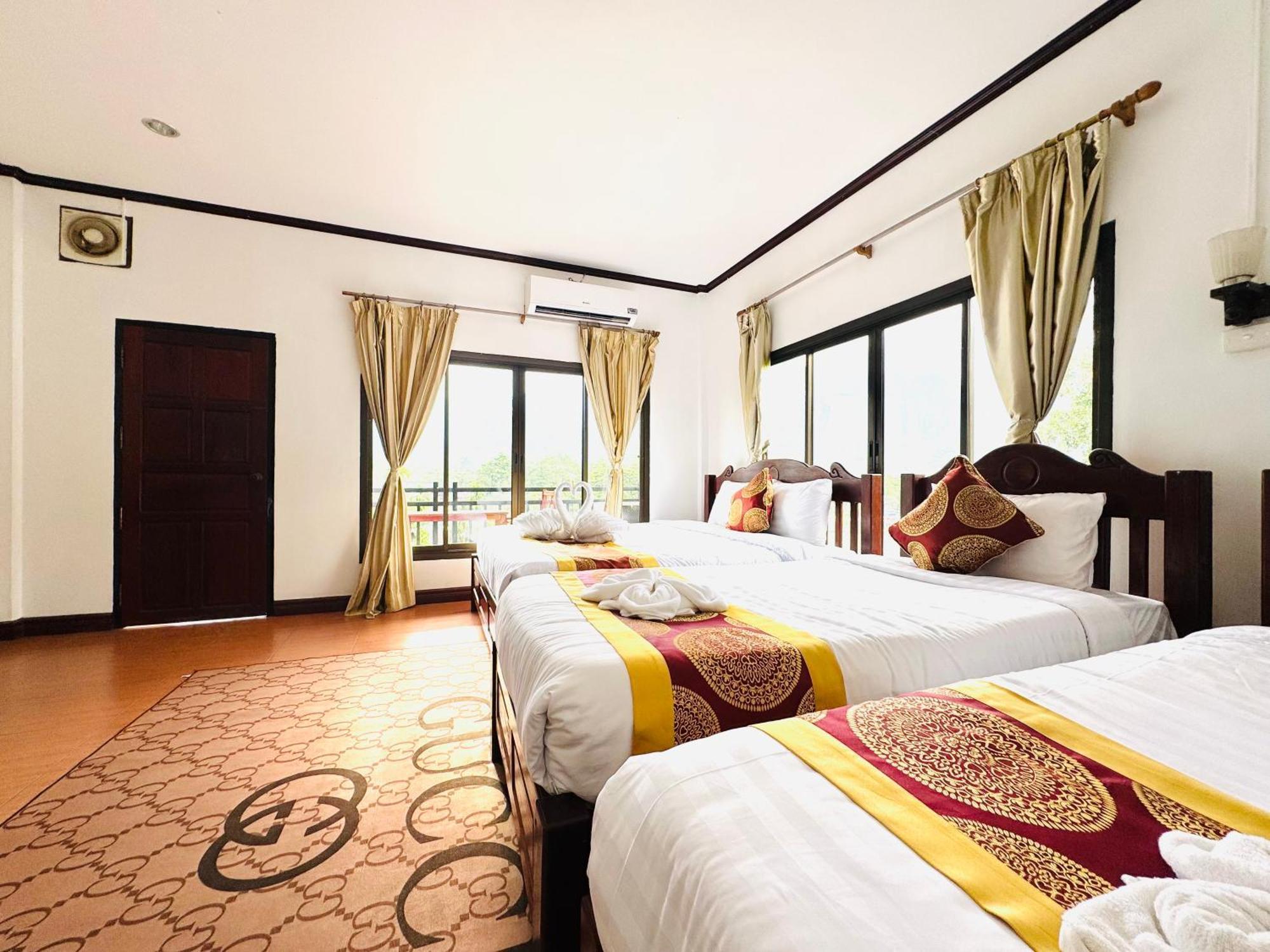 Vang Vieng Hana River View Hotel & Travel Exterior foto