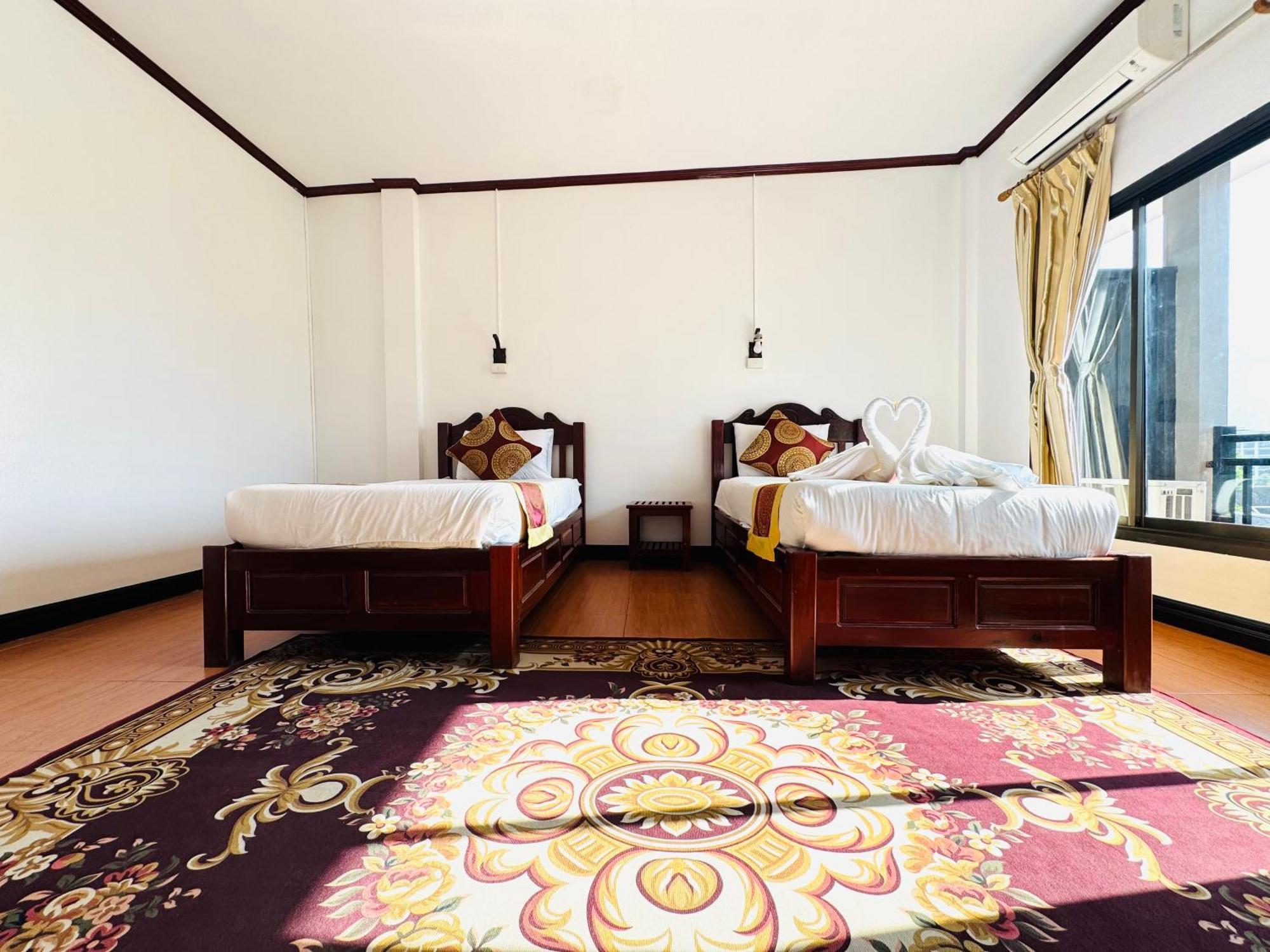 Vang Vieng Hana River View Hotel & Travel Exterior foto