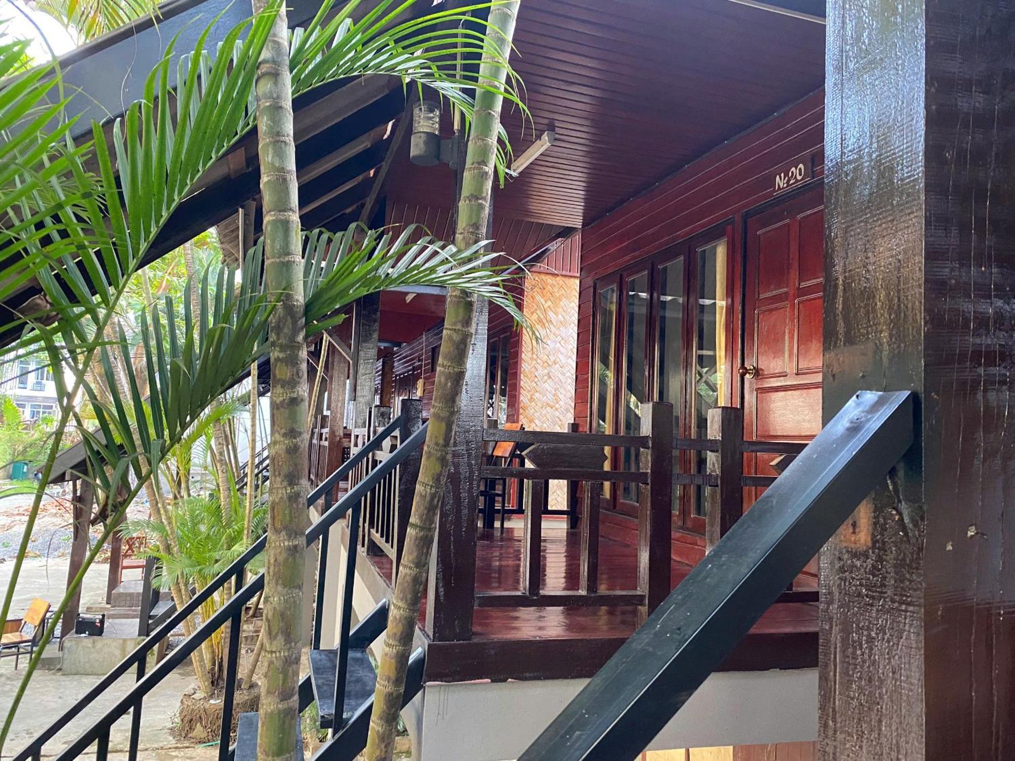 Vang Vieng Hana River View Hotel & Travel Exterior foto